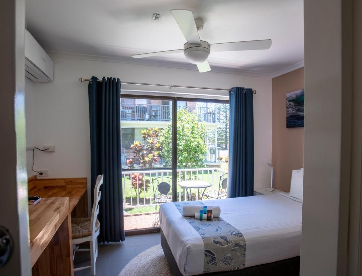 Ocean Breeze Motel Порт-Маккуори Экстерьер фото